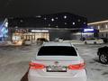 Toyota Camry 2020 года за 11 500 000 тг. в Актобе – фото 13