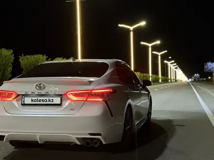 Toyota Camry 2020 года за 11 500 000 тг. в Актобе – фото 18