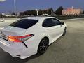 Toyota Camry 2020 года за 11 500 000 тг. в Актобе – фото 6