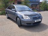 Toyota Avensis 2004 года за 4 100 000 тг. в Уральск – фото 2