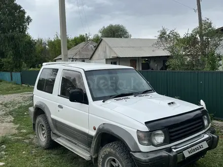 Mitsubishi Pajero 1995 года за 2 900 000 тг. в Усть-Каменогорск – фото 3