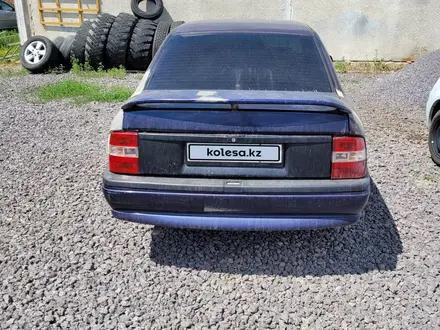 Opel Vectra 1992 годаүшін1 250 000 тг. в Актобе – фото 3