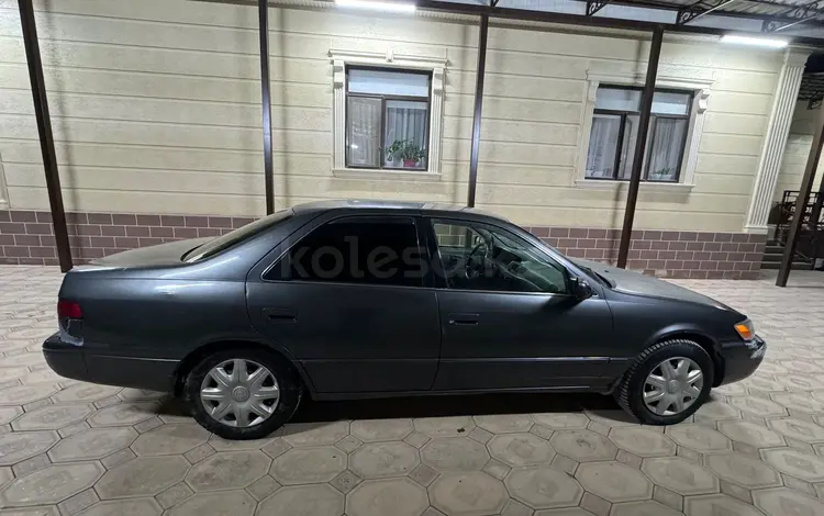 Toyota Camry 1999 годаүшін2 950 000 тг. в Тараз