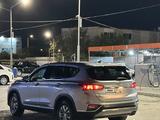 Hyundai Santa Fe 2020 года за 8 500 000 тг. в Актау – фото 4
