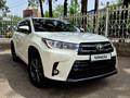 Toyota Highlander 2015 года за 16 500 000 тг. в Алматы – фото 3