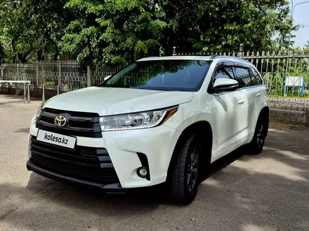 Toyota Highlander 2015 года за 16 500 000 тг. в Алматы – фото 4