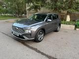 Hyundai Santa Fe 2021 года за 13 950 000 тг. в Астана