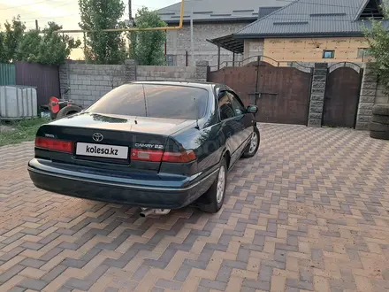 Toyota Camry 1998 года за 3 400 000 тг. в Алматы – фото 20