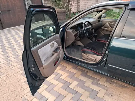 Toyota Camry 1998 года за 3 400 000 тг. в Алматы – фото 24