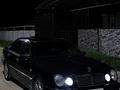 Mercedes-Benz E 320 1996 года за 2 600 000 тг. в Тараз – фото 2