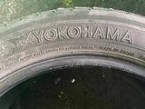 Шины пара YOKOHAMA 215 х 50 х 17 DOT 5011 за 18 000 тг. в Астана – фото 2