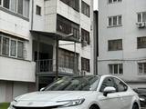 Toyota Camry 2024 годаүшін16 790 000 тг. в Алматы – фото 2