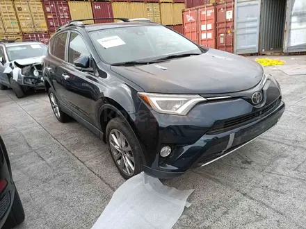 Toyota RAV4 2018 года за 9 500 000 тг. в Актобе