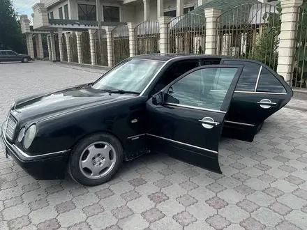 Mercedes-Benz E 240 1998 года за 2 200 000 тг. в Кордай – фото 12