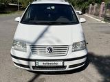 Volkswagen Sharan 2007 года за 3 700 000 тг. в Шымкент