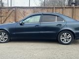 Mercedes-Benz E 200 2004 года за 4 300 000 тг. в Астана – фото 3