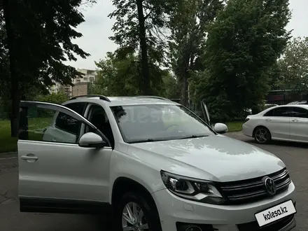 Volkswagen Tiguan 2016 года за 9 200 000 тг. в Алматы – фото 7