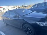 Toyota Camry 2017 годаfor11 550 000 тг. в Сатпаев