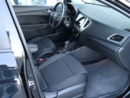 Hyundai Accent 2018 года за 6 390 000 тг. в Костанай – фото 17