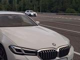 BMW 530 2022 года за 23 600 000 тг. в Алматы – фото 3