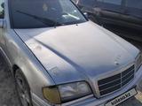 Mercedes-Benz E 200 1996 года за 1 300 000 тг. в Жезказган