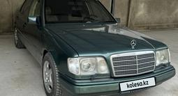 Mercedes-Benz E 320 1994 года за 2 700 000 тг. в Сарыагаш – фото 3