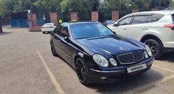 Mercedes-Benz E 320 2005 годаүшін5 500 000 тг. в Астана – фото 4