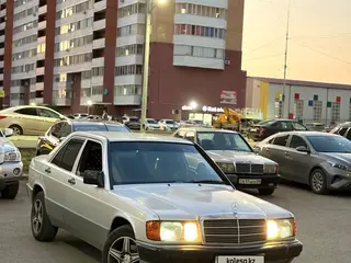 Mercedes-Benz 190