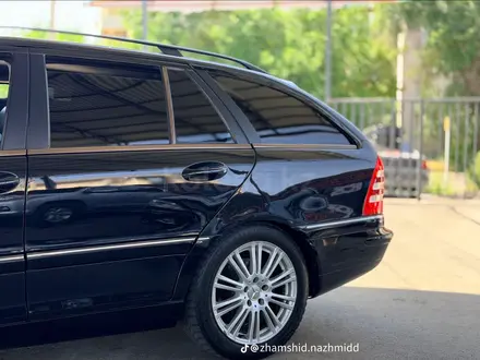 Mercedes-Benz C 240 2002 года за 3 300 000 тг. в Алматы – фото 4