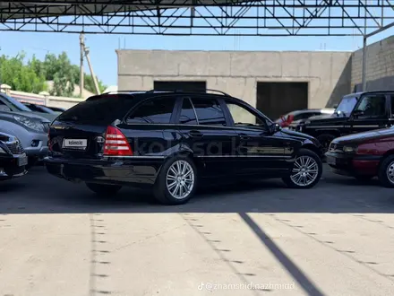 Mercedes-Benz C 240 2002 года за 3 300 000 тг. в Алматы – фото 6