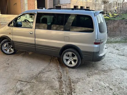 Hyundai Starex 2003 года за 2 800 000 тг. в Шымкент