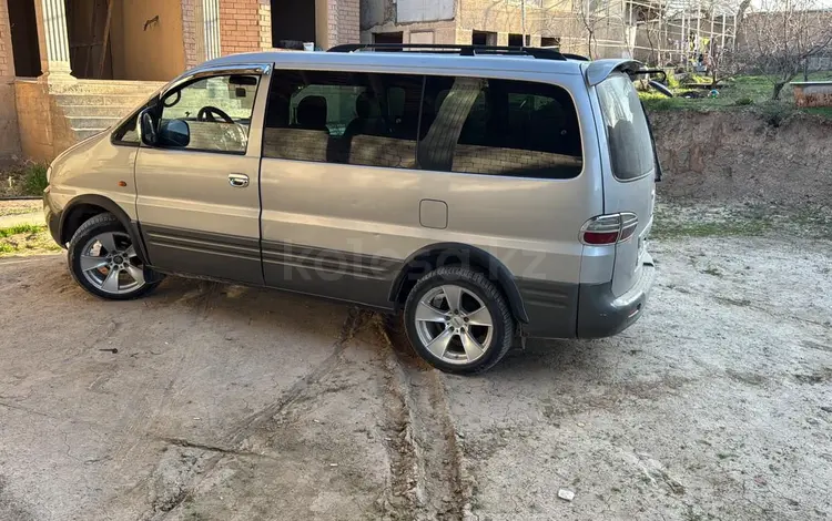 Hyundai Starex 2003 года за 2 800 000 тг. в Шымкент