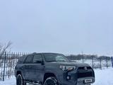 Toyota 4Runner 2016 годаүшін15 000 000 тг. в Уральск – фото 2
