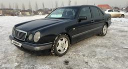 Mercedes-Benz E 240 1999 годаүшін2 350 000 тг. в Алматы – фото 2