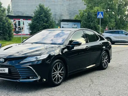 Toyota Camry 2021 года за 18 999 999 тг. в Алматы – фото 6