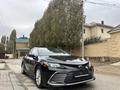 Toyota Camry 2023 годаfor15 200 000 тг. в Актобе – фото 19