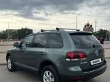 Volkswagen Touareg 2007 годаүшін5 600 000 тг. в Экибастуз