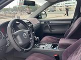 Volkswagen Touareg 2007 годаүшін5 600 000 тг. в Экибастуз – фото 2