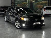 Toyota Camry 2013 годаүшін8 500 000 тг. в Семей