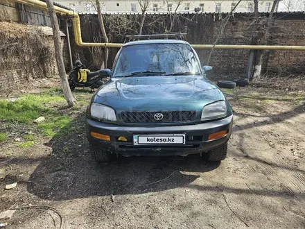 Toyota RAV4 1994 годаүшін2 000 000 тг. в Алматы