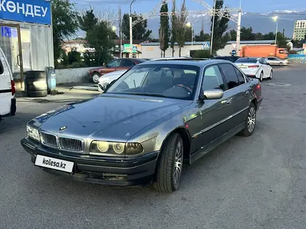 BMW 730 1995 года за 1 450 000 тг. в Алматы