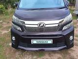 Toyota Alphard 2014 года за 8 500 000 тг. в Уральск