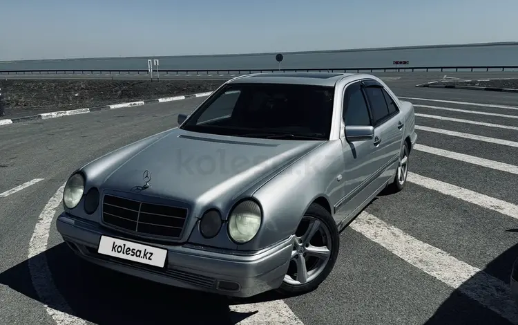 Mercedes-Benz E 320 1997 года за 2 650 000 тг. в Алматы