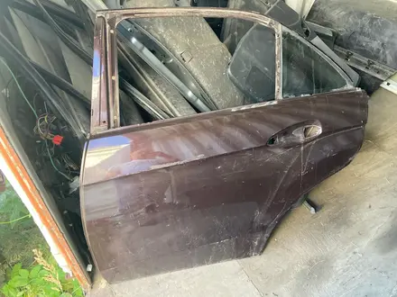 Дверь задняя левая Мерседес W212/Mercedes W212 за 80 000 тг. в Караганда