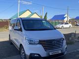 Hyundai Starex 2021 года за 14 500 000 тг. в Уральск – фото 2