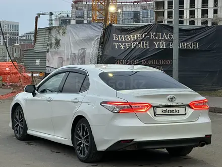 Toyota Camry 2021 года за 14 500 000 тг. в Астана – фото 6