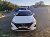 Hyundai Accent 2021 года за 7 200 000 тг. в Усть-Каменогорск