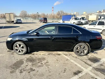 Toyota Camry 2006 года за 5 200 000 тг. в Алматы – фото 2