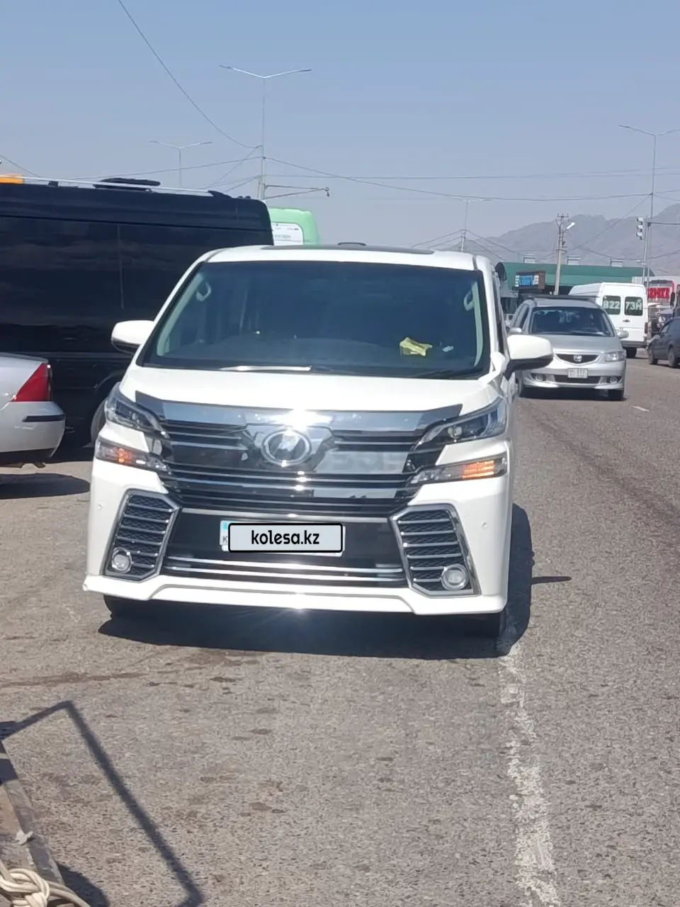 Toyota Vellfire, 2016