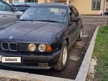 BMW 520 1994 года за 2 800 000 тг. в Алматы